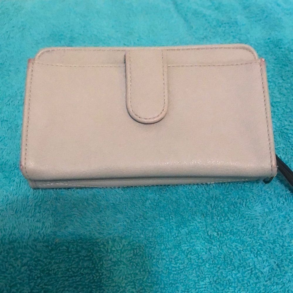 Jessica Simpson Wallet  - Picture 3 of 7
